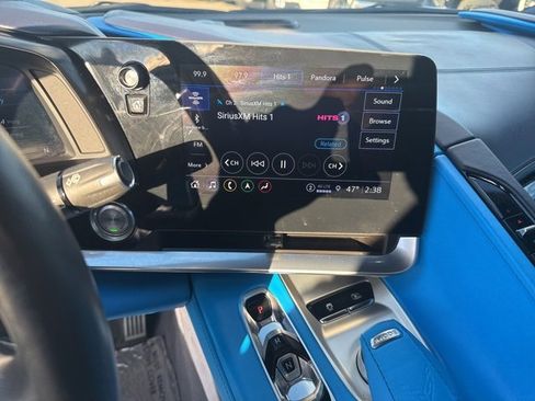 Used 2022 Chevrolet Corvette Stingray w/ Z51 Performance Package image 13