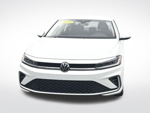 Used 2025 Volkswagen Jetta S image 2