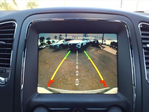 Used 2017 Dodge Durango GT image 21