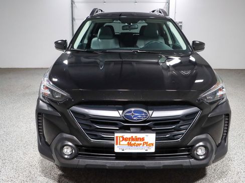 Used 2024 Subaru Outback Premium AWD/4WD image 4