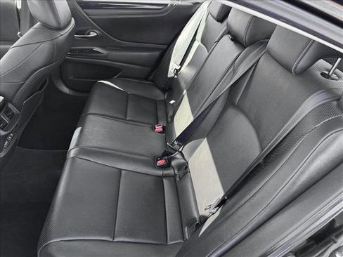 Used 2019 Lexus ES 350 ES 350 w/ Premium Package image 18