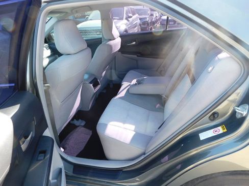 Used 2012 Toyota Camry LE image 20