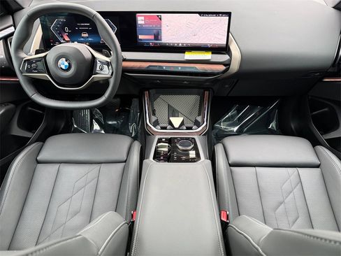 Certified 2025 BMW X3 xDrive30i w/ Premium Package image 10