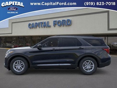 New 2025 Ford Explorer Active w/ Active Comfort Package image 3