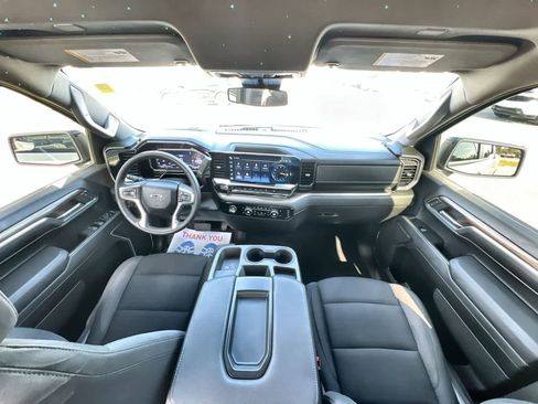 Used 2024 Chevrolet Silverado 1500 RST w/ Z71 Off-Road Package image 19