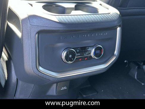New 2026 Ford Expedition Platinum w/ Stealth Appearance Package image 15