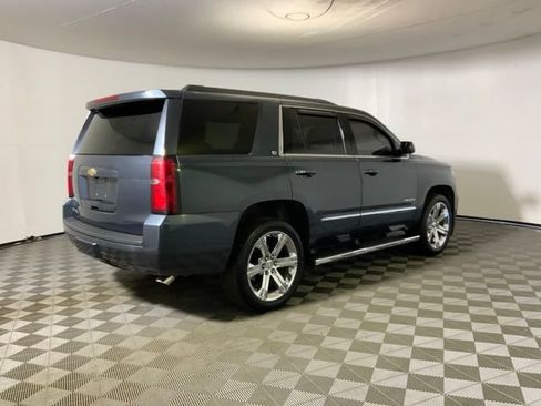 Used 2019 Chevrolet Tahoe LT w/ LT Signature Package AWD/4WD image 5