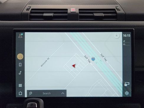 New 2026 Land Rover Defender 90 V8 image 15