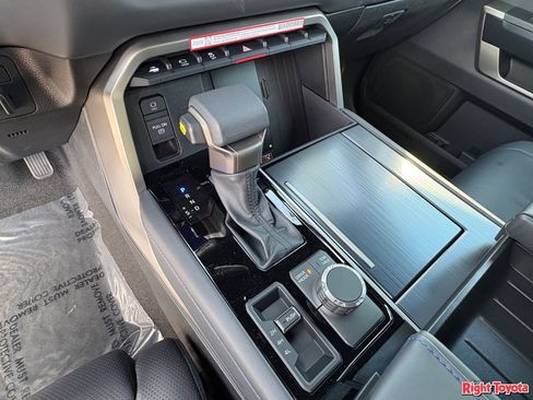 New 2026 Toyota Sequoia Platinum AWD/4WD image 21