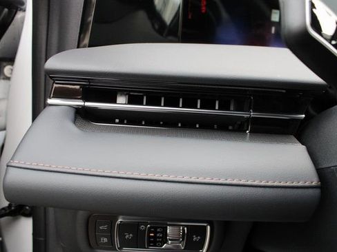 New 2026 Lincoln Nautilus Premier w/ Equipment Group 102A image 39