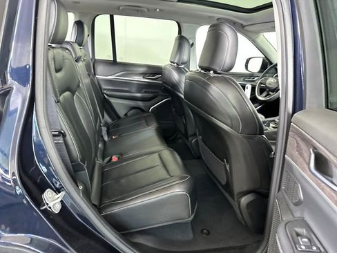 Used 2022 Jeep Grand Cherokee Limited 4xe image 27