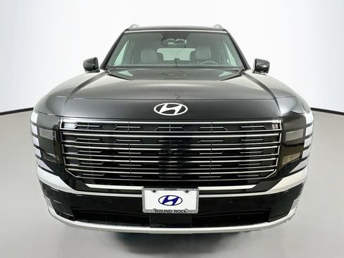 New 2027 Hyundai Palisade Calligraphy FWD image 2