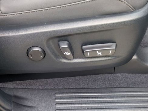 Used 2023 Lexus GX 460 Premium image 36