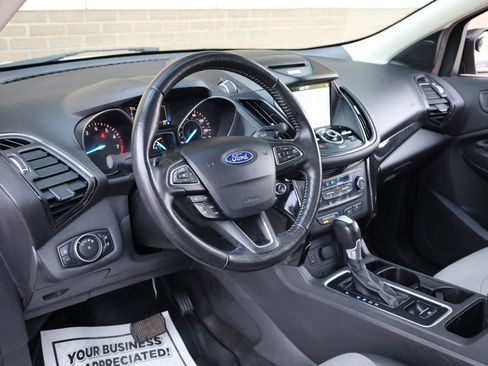 Used 2017 Ford Escape Titanium image 16