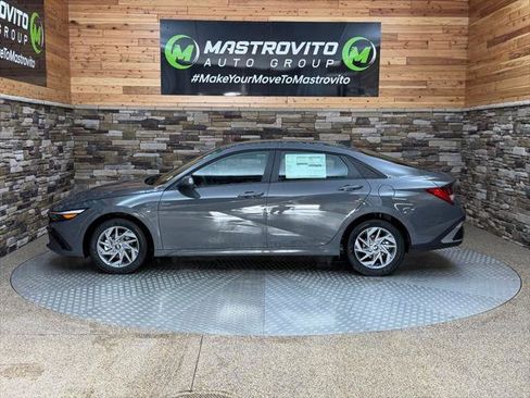 New 2026 Hyundai Elantra Blue image 6