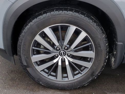 Used 2022 Nissan Pathfinder Platinum w/ Cargo Package image 13