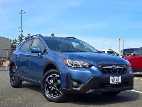 Used 2021 Subaru Crosstrek 2.0i Premium w/ Moonroof Package AWD/4WD image 1