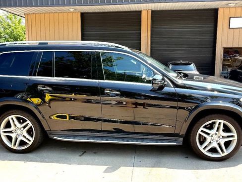 Used 2014 Mercedes-Benz GL 550 4MATIC image 12