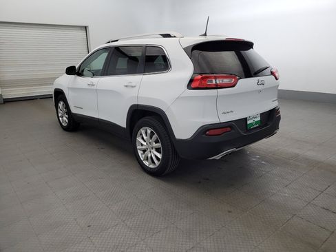 Used 2016 Jeep Cherokee Limited w/ Luxury Group AWD/4WD image 5