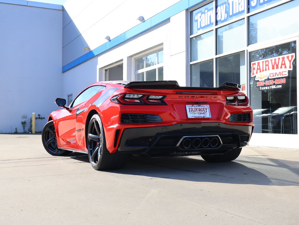 New 2027 Chevrolet Corvette Grand Sport w/ Z52 Sport Performance Package RWD image 34