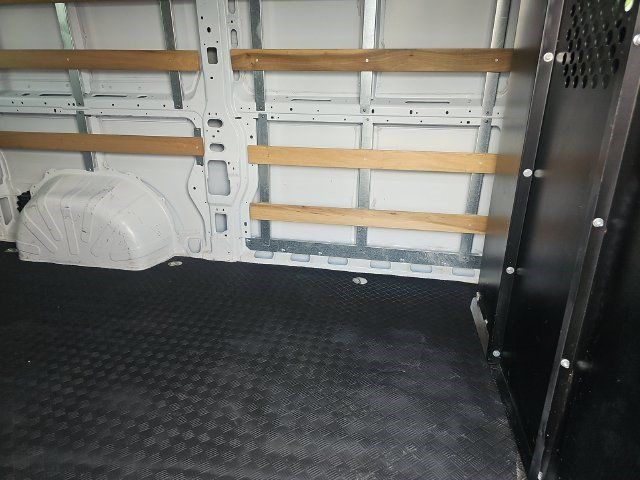 Used 2025 RAM ProMaster 2500 w/ U-Haul Equipment Group FWD image 10