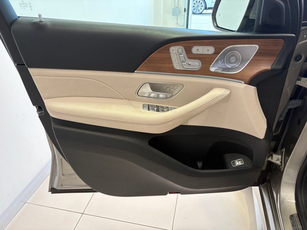 Used 2021 Mercedes-Benz GLE 350 4MATIC image 35