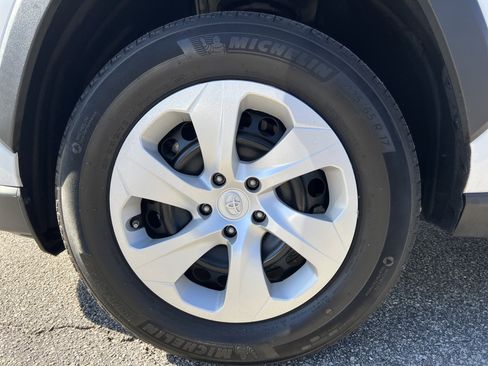 Certified 2024 Toyota RAV4 LE image 22