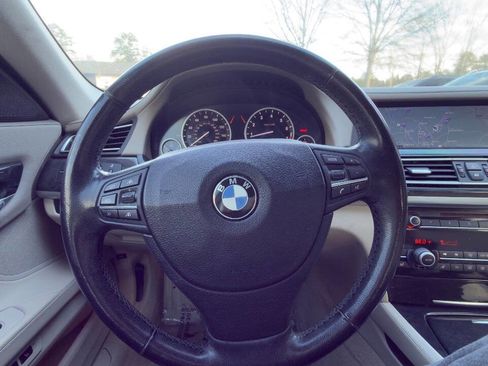 Used 2009 BMW 750Li image 63