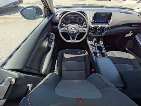New 2025 Nissan Sentra SR w/ Midnight Edition image 24