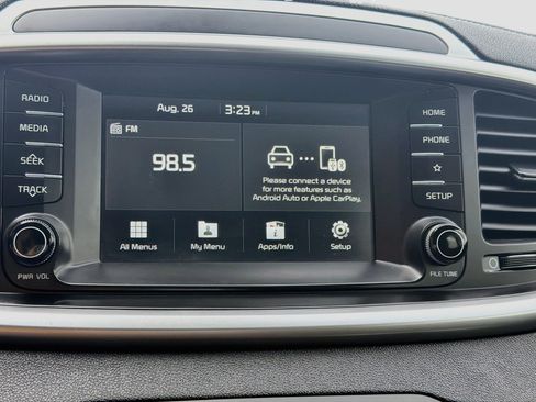 Used 2019 Kia Sorento AWD V6 image 21