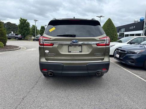 Used 2023 Subaru Ascent Touring AWD/4WD image 4