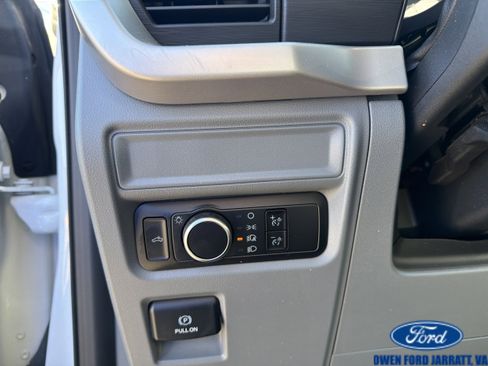 Used 2023 Ford F150 XL RWD image 9