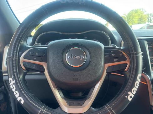 Used 2014 Jeep Grand Cherokee Limited AWD/4WD image 8