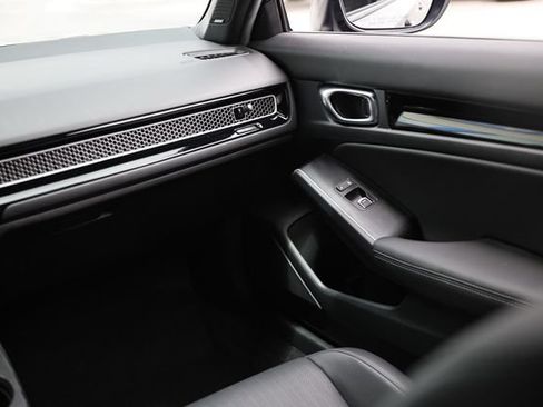 Used 2025 Honda Civic FWD Hybrid Sedan image 31