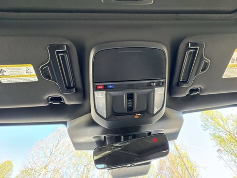 New 2026 Subaru Forester Limited w/ Limited Hybrid Package AWD/4WD image 9