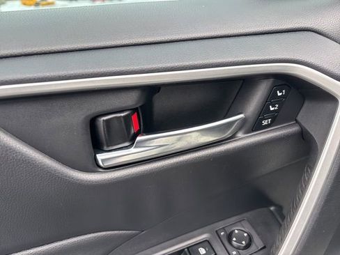Certified 2021 Toyota RAV4 XLE Premium image 39
