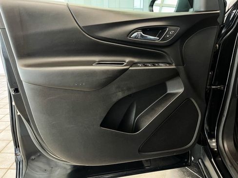 Used 2019 Chevrolet Equinox LT image 10