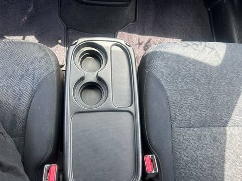 Used 2006 Honda CR-V LX image 16