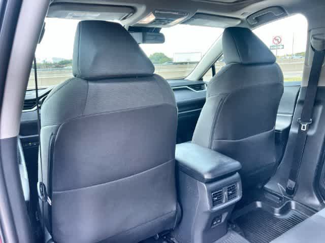 Used 2025 Toyota RAV4 XLE w/ Convenience Package AWD/4WD image 13