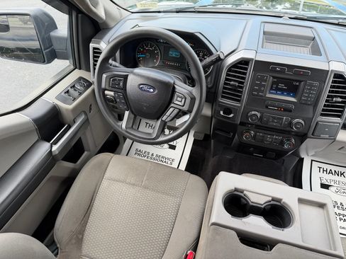 Used 2017 Ford F150 XLT RWD image 14
