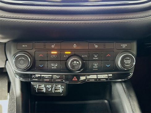 Used 2021 Dodge Durango GT image 16