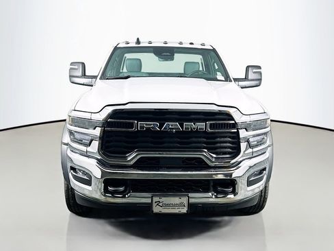 New 2026 RAM 5500 Tradesman w/ Chrome Appearance Group image 2