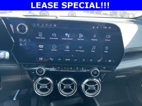 New 2025 Chevrolet Blazer EV LT image 27