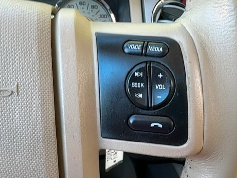 Used 2013 Ford Expedition EL XLT image 24