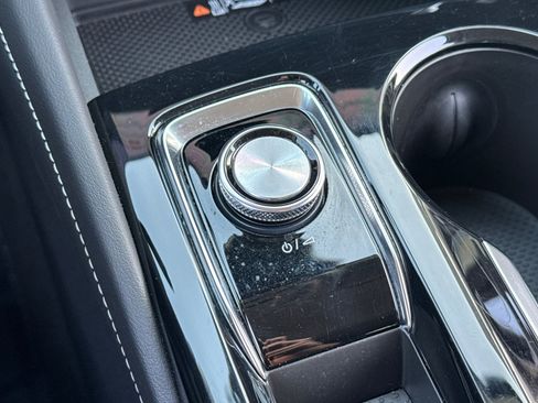 Used 2025 Buick Envision Sport Touring image 29