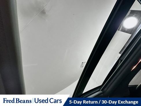 Used 2019 Chevrolet Malibu LT w/ Leather Package image 23