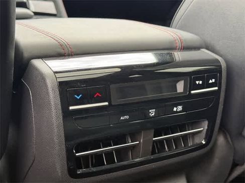 Used 2022 Acura MDX A-Spec image 18