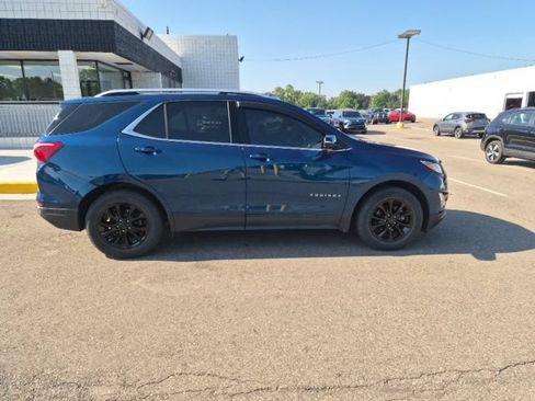 Used 2019 Chevrolet Equinox LT FWD image 5
