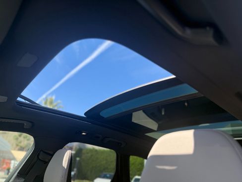 New 2026 Volvo XC60 B5 Plus w/ Protection Package image 15