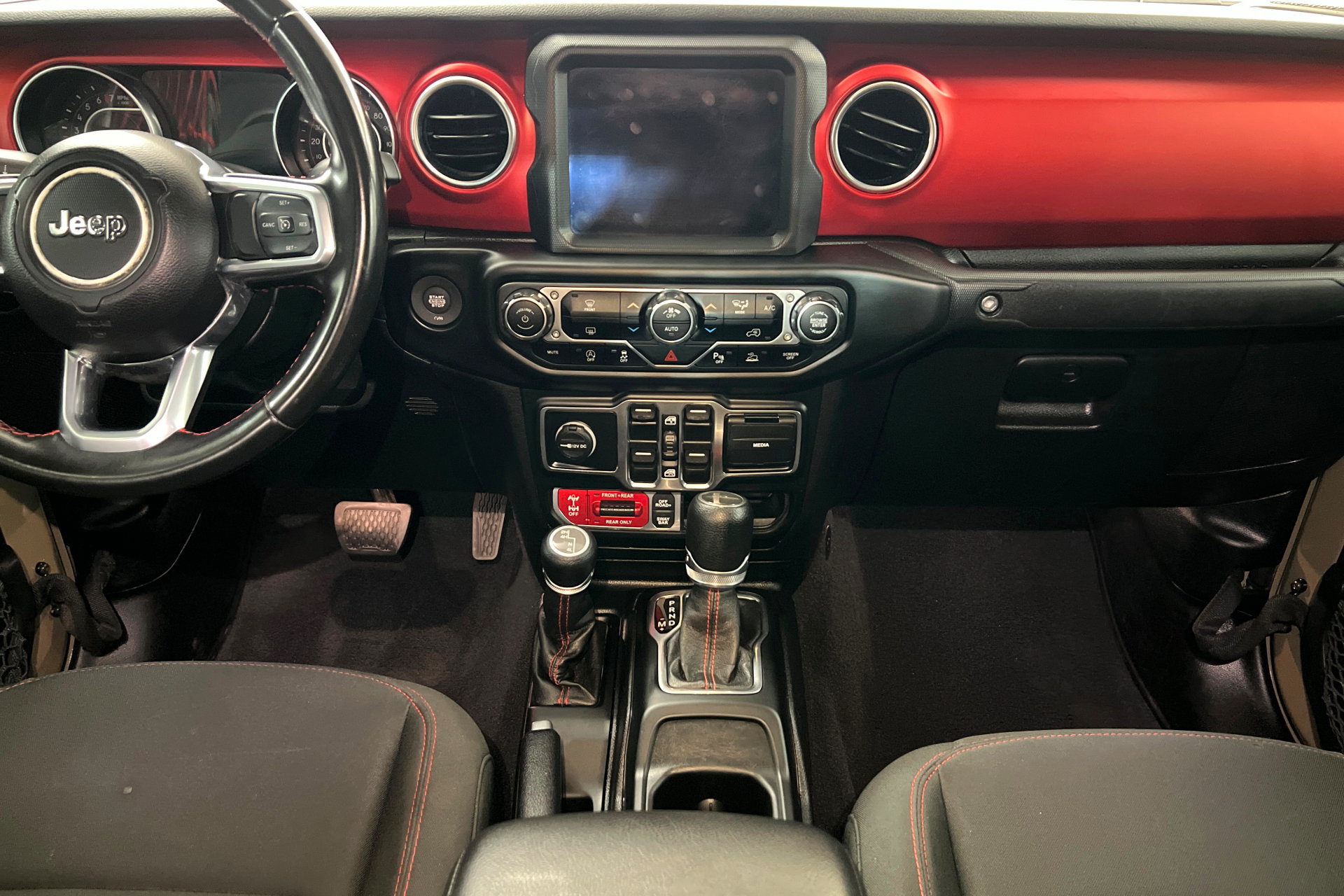 Used 2020 Jeep Gladiator Rubicon AWD/4WD image 13